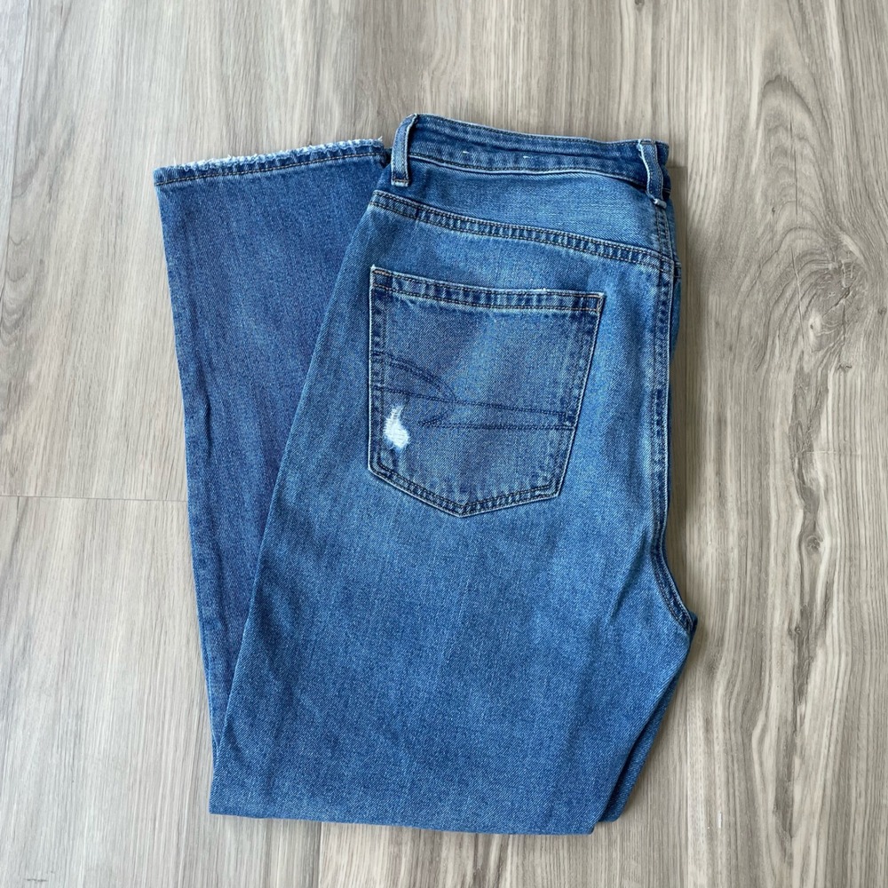 American Eagle Mom Jeans